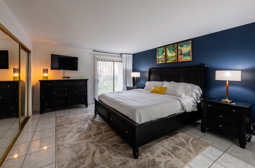 Building Photo - 3155 E Ramon Rd