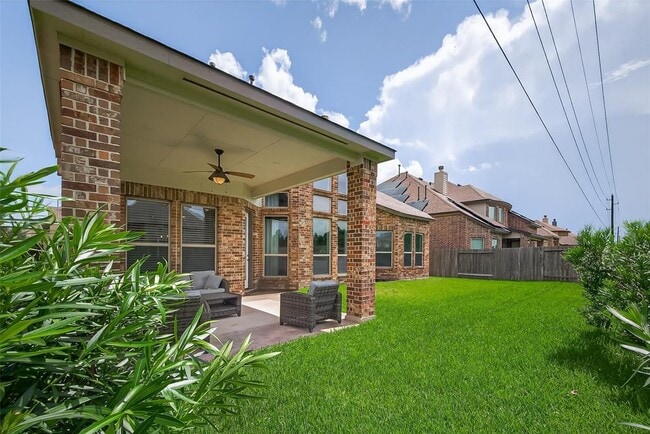 Building Photo - 30148 Southern Sky Dr