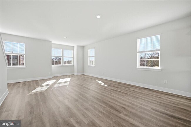 Building Photo - 1829 Harvest Dr