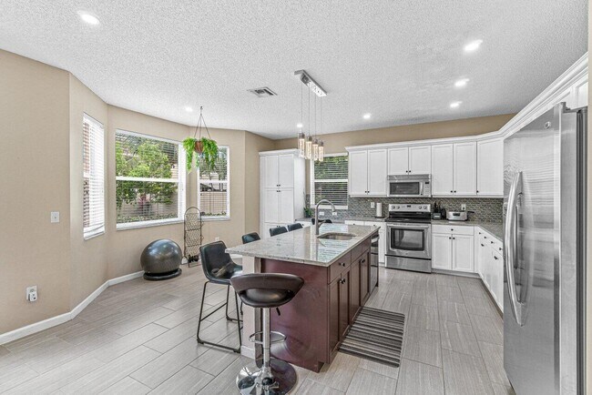 Building Photo - 9885 Woodworth Ct