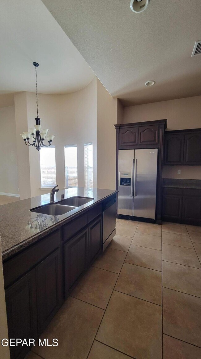 Building Photo - 11512 Porfirio Payan Dr