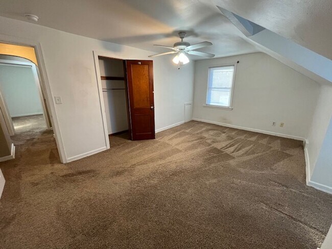 Building Photo - 125-131 Chase Rd