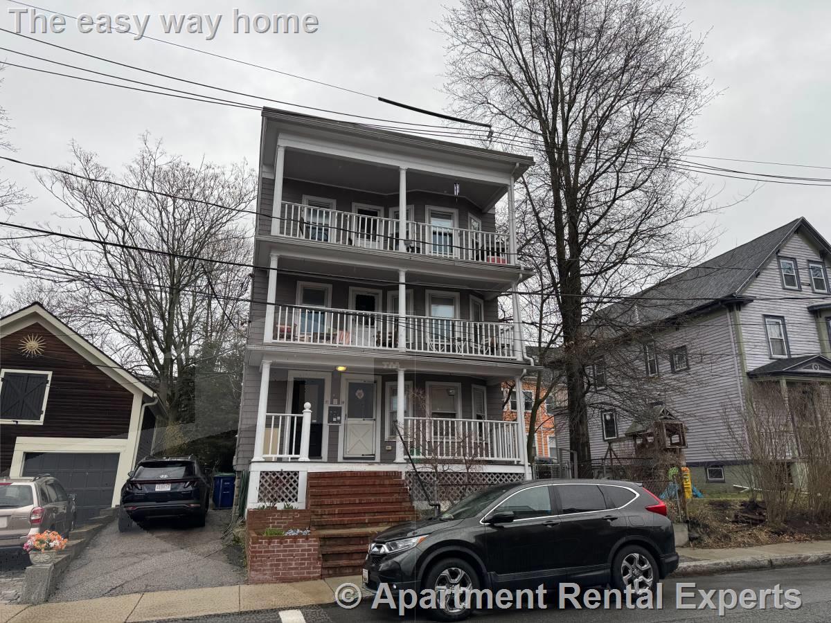 Building Photo - 21 Sartwell Ave