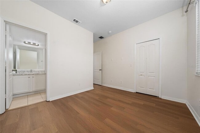 Building Photo - 10612 Savannah Wood Ct