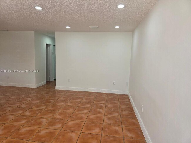 Building Photo - 9915 SW 87th St