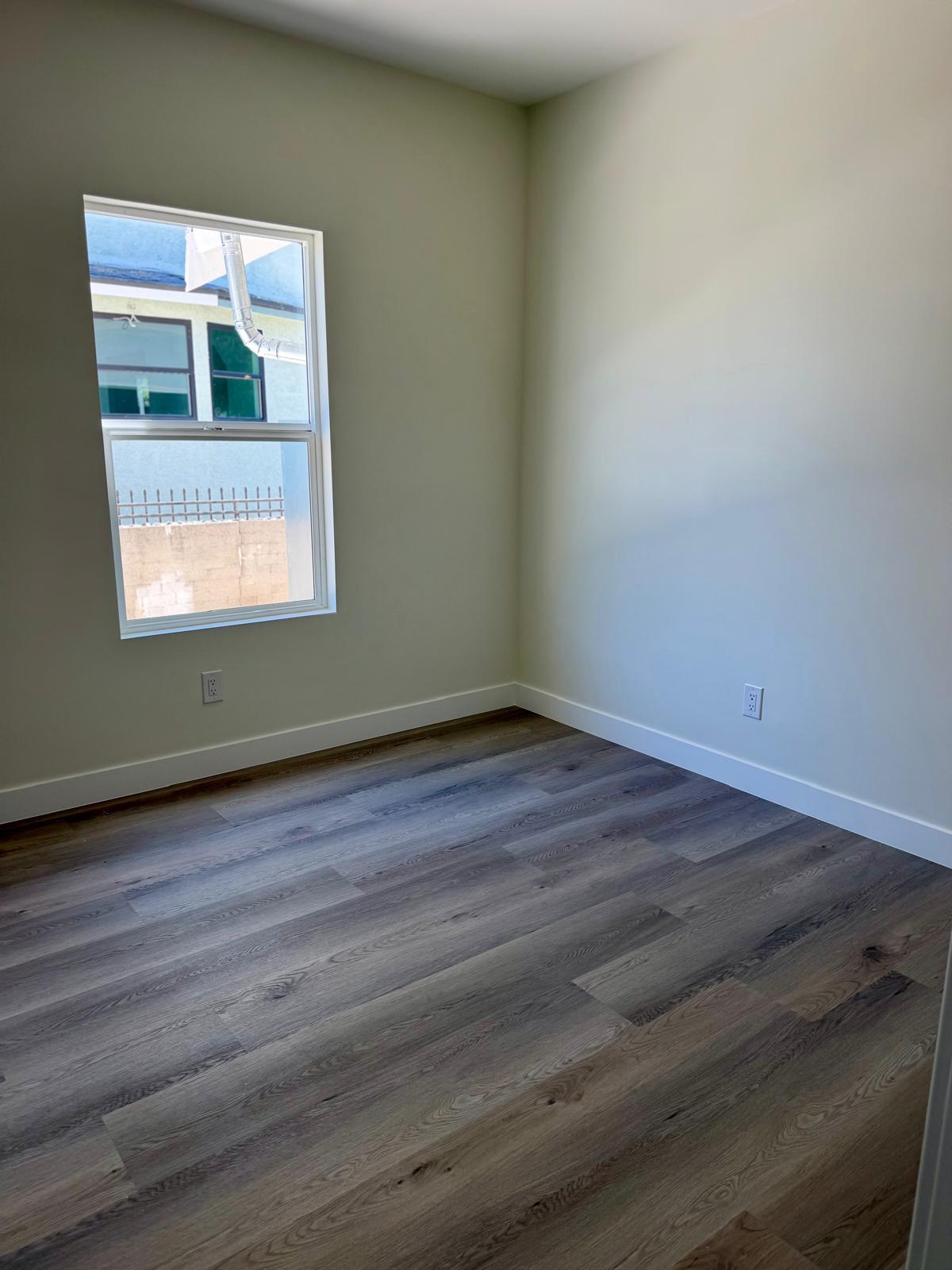 Building Photo - 151 E 47th St