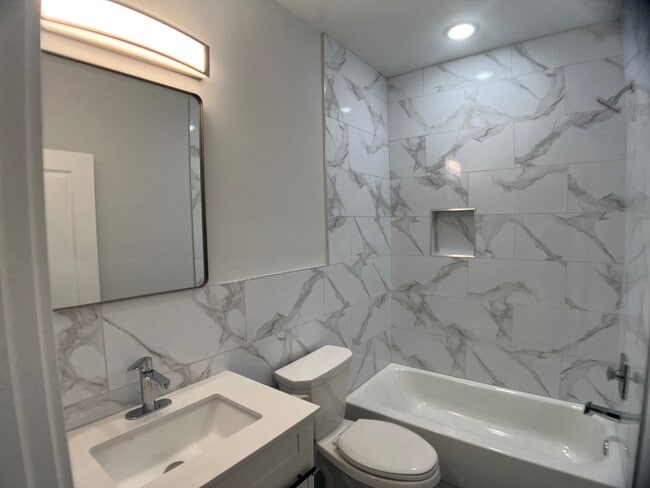 Building Photo - 3221 N 13th St