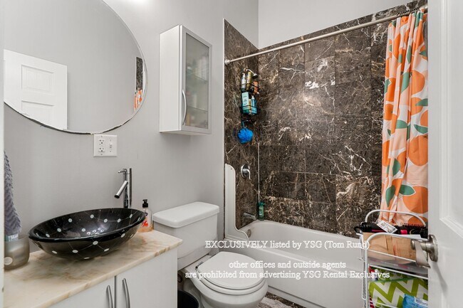 Building Photo - 1431 Tremont St