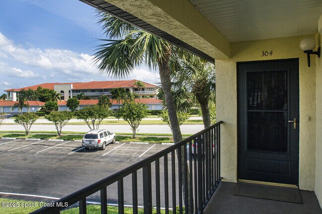 Building Photo - 325 S Banana River Blvd