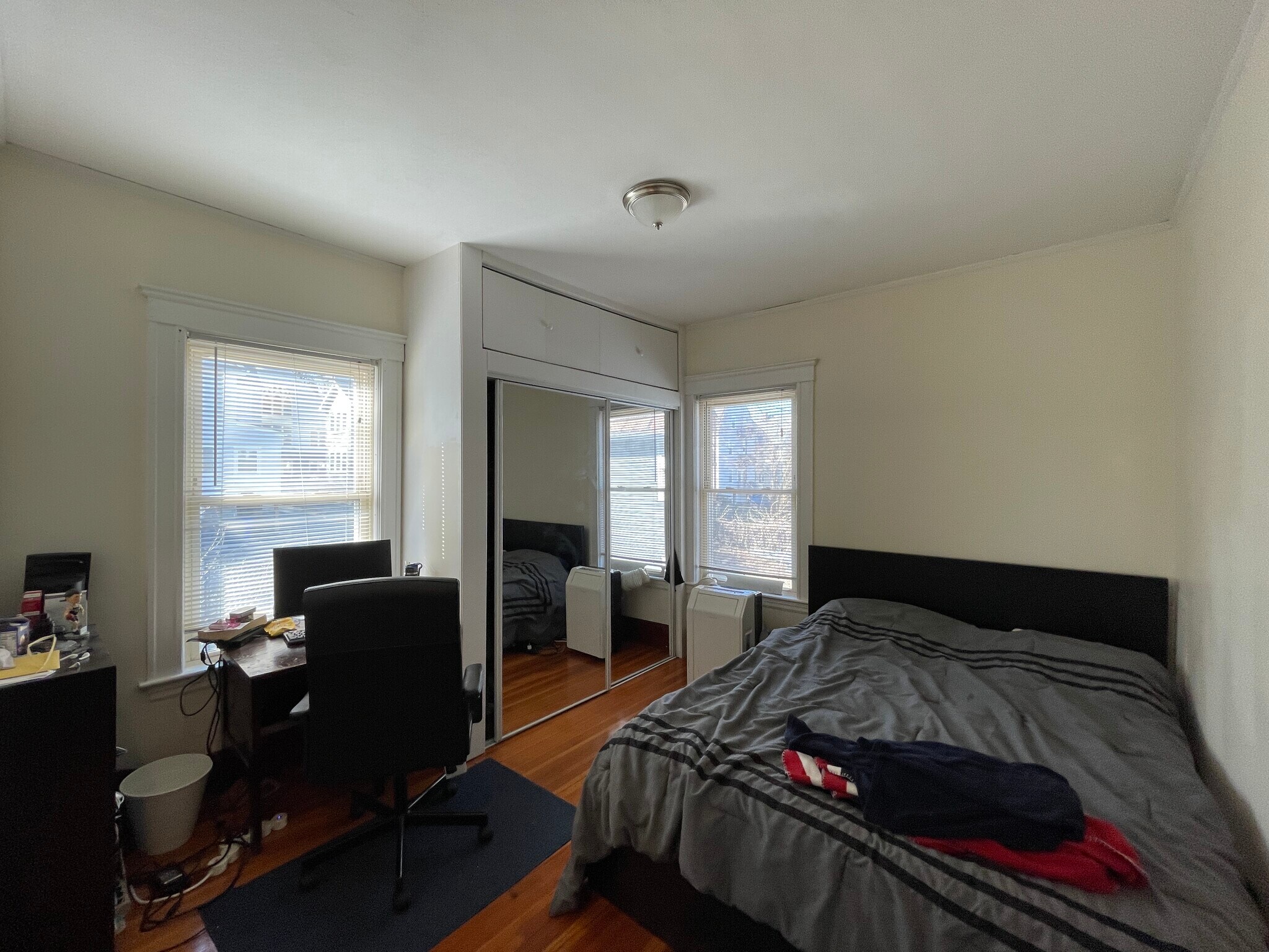 Building Photo - 56 Hobson St