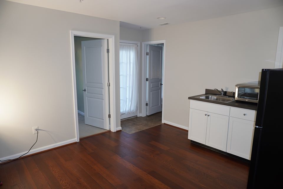 Building Photo - 6378 Meandering Woods Ct