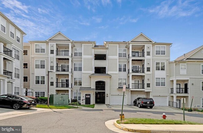 Building Photo - 11355 Aristotle Dr