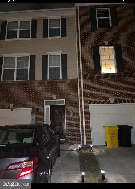 Building Photo - 8302 Black Harrier Ln