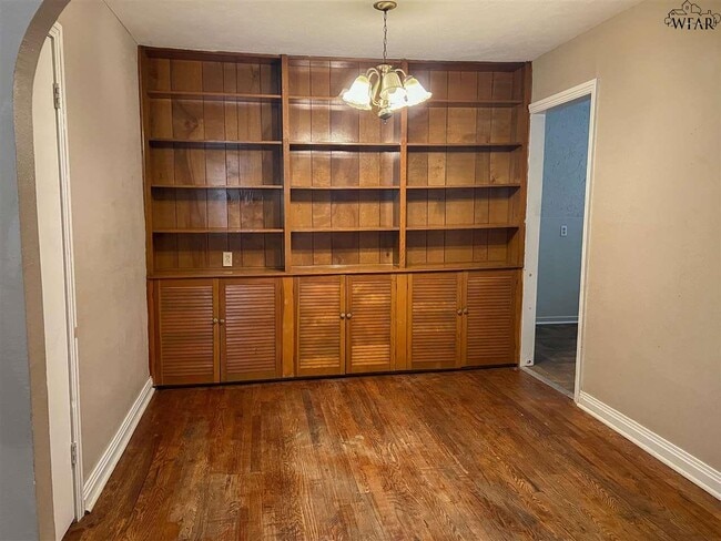 Building Photo - 3614 Garfield St