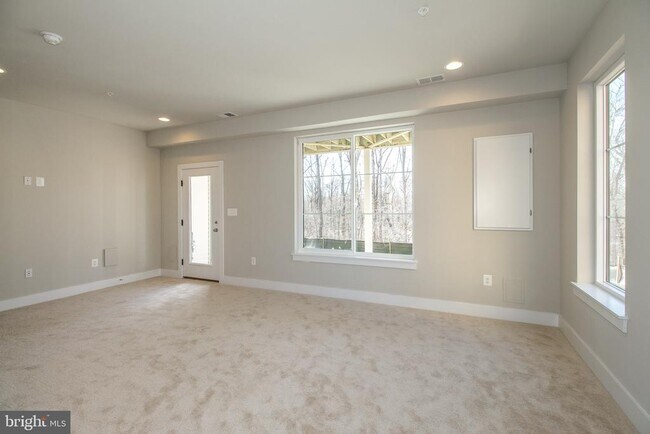 Building Photo - 4932 Trail Vista Ln