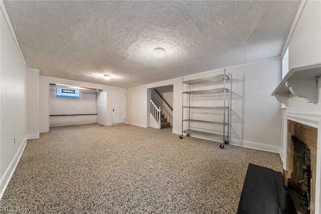 Building Photo - 2317 Canterbury Rd