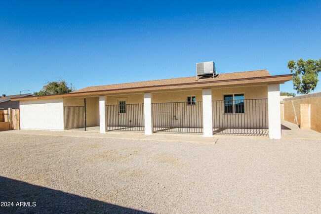 Building Photo - 4045 E Joan De Arc Ave