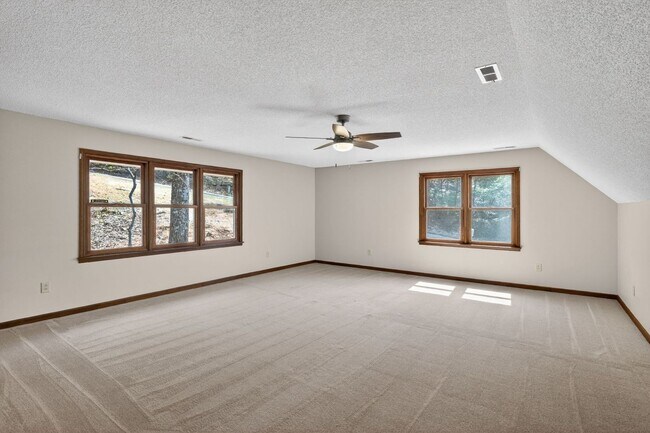 Building Photo - 14098 Stonefield Trail SE