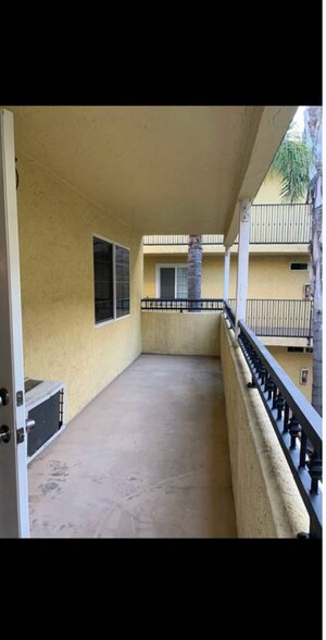 Building Photo - 5055 Collwood Blvd