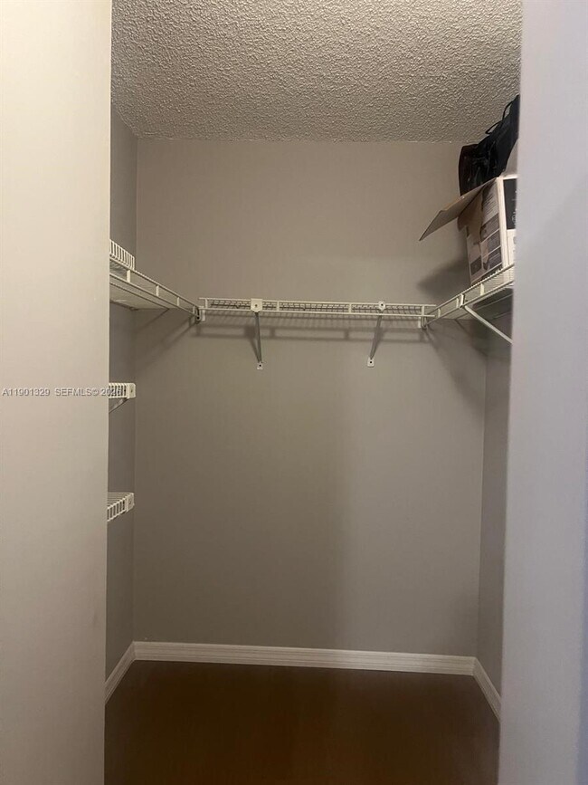 Building Photo - 438 NE 210th Cir Terrace