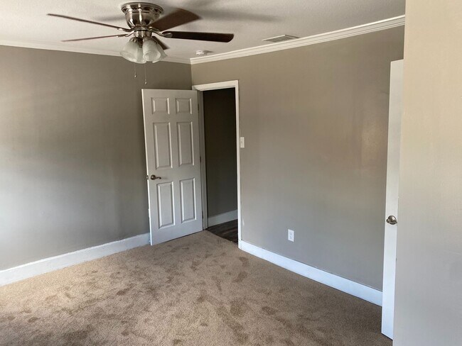 Building Photo - 7004 Minnesota Ave