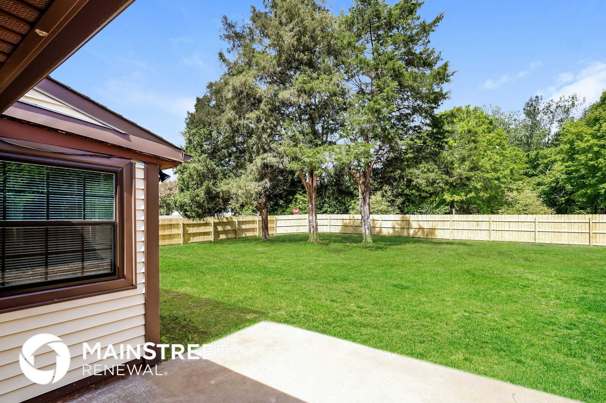 Building Photo - 8116 Ivy Falls Ct