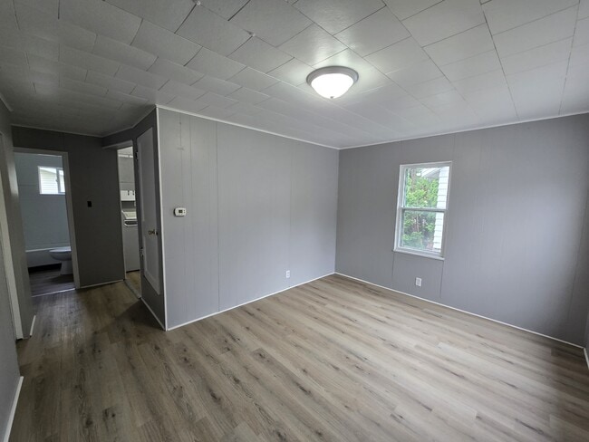 Building Photo - 606 Wyoming St