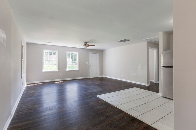 Building Photo - 713 W Peachtree St NW