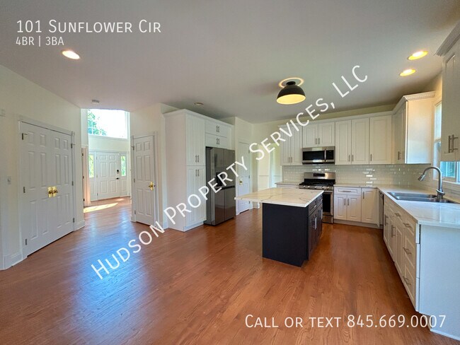 Building Photo - 101 Sunflower Cir