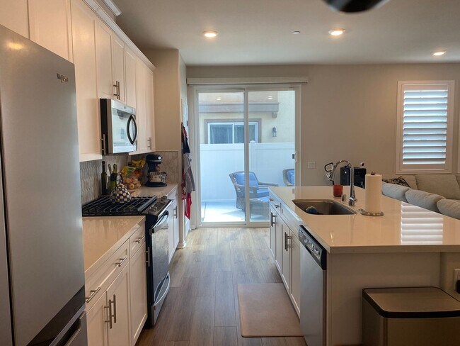 Building Photo - Temecula Home Ready for Lease!!!