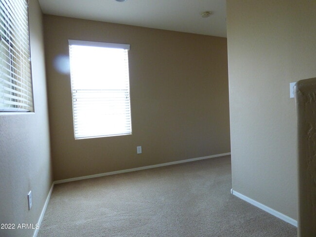 Building Photo - 8623 S 40th Dr