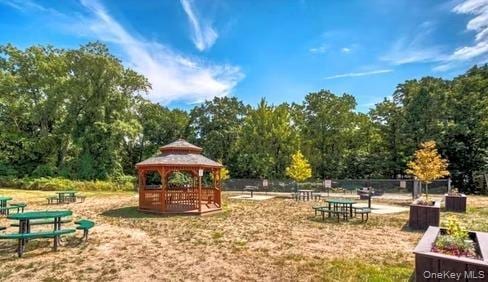 Building Photo - 9 Charles Ln