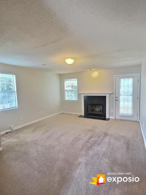 Building Photo - 3802 Soapstone Rd