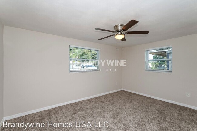 Building Photo - 2 br, 1.5 bath House - 3914 Winston Dr, Ne...