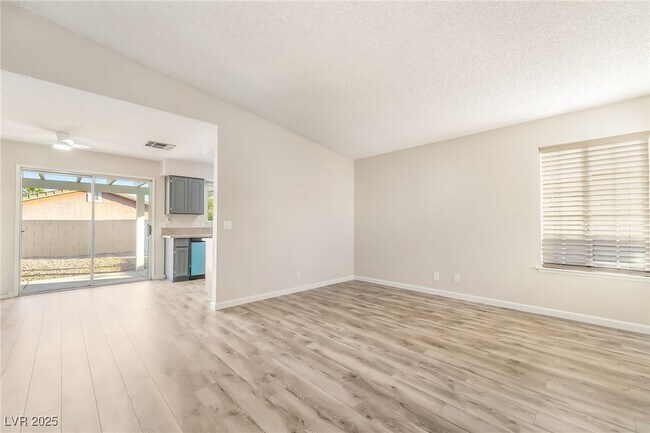 Building Photo - 603 Carleton Dr