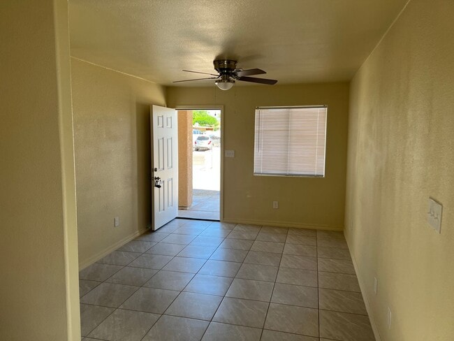 Building Photo - Two Bedroom San Luis Home with Fenced Back Yard