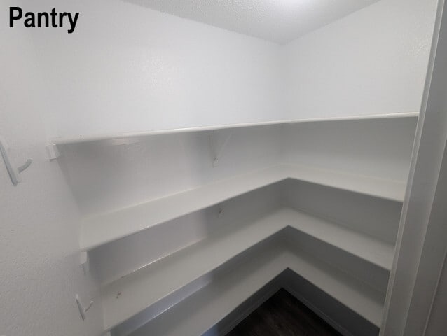Building Photo - 1545 Fieldstone Dr
