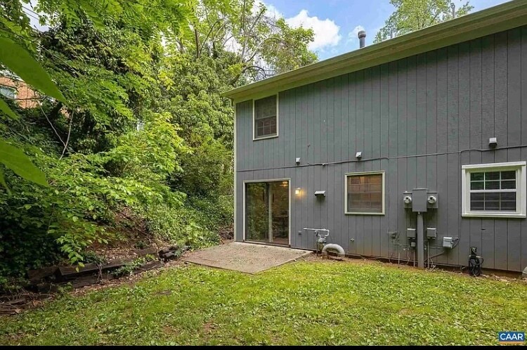 Building Photo - 1190 Pine Haven Ct
