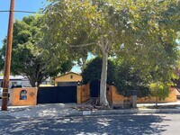 Building Photo - Custom 3-Bed, 2.5 -Bath Retreat with Luxur...