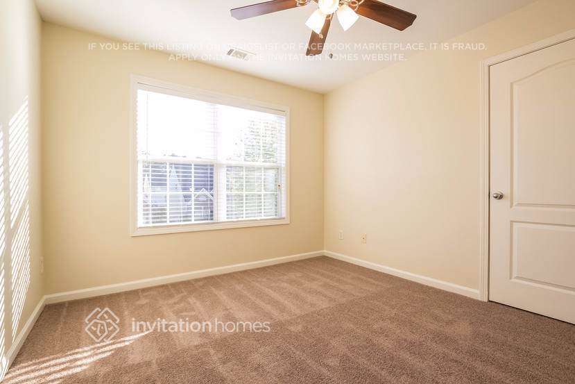 Building Photo - 2652 Sedgeview Ln NE