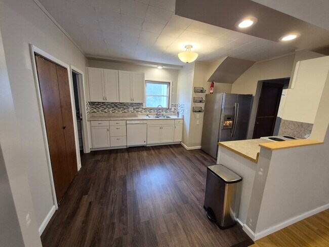 Kitchen - 1729 2nd St