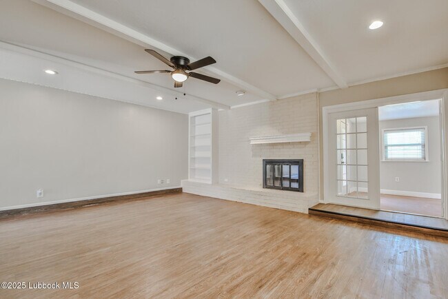 Building Photo - 5720 3rd St