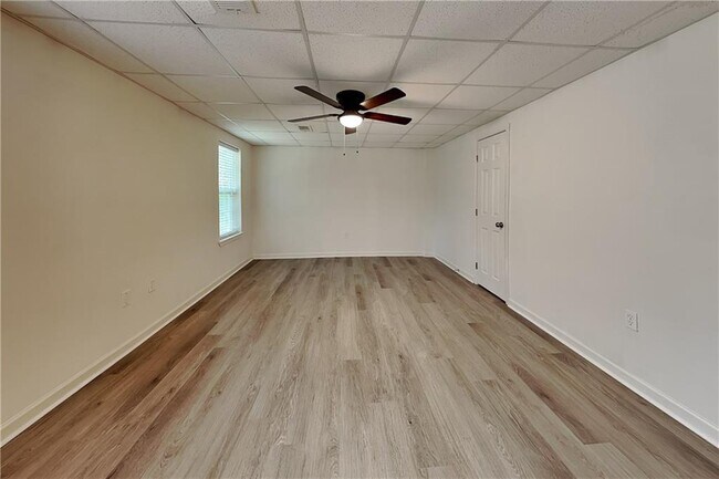Building Photo - 3675 Buffalo Ct