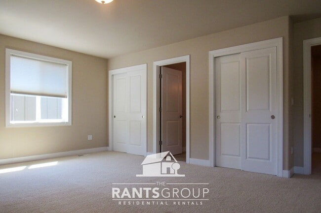 Building Photo - Spacious Single-Family Home in Olympia’s I...
