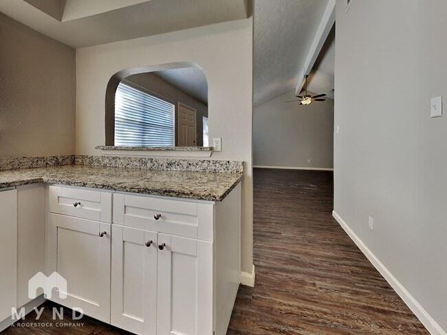 Building Photo - 11923 Medicine Bow Cir