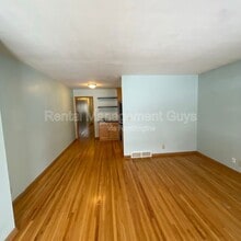 Building Photo - 5743 Xerxes Ave S