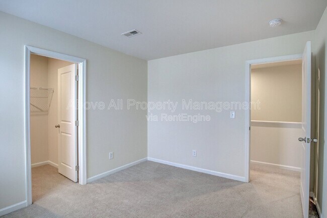 Building Photo - 1026 Bent Willow Dr