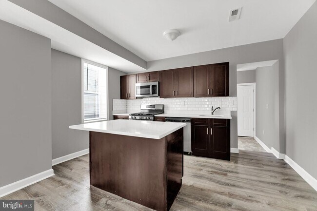 Building Photo - 716 Gorsuch Ave