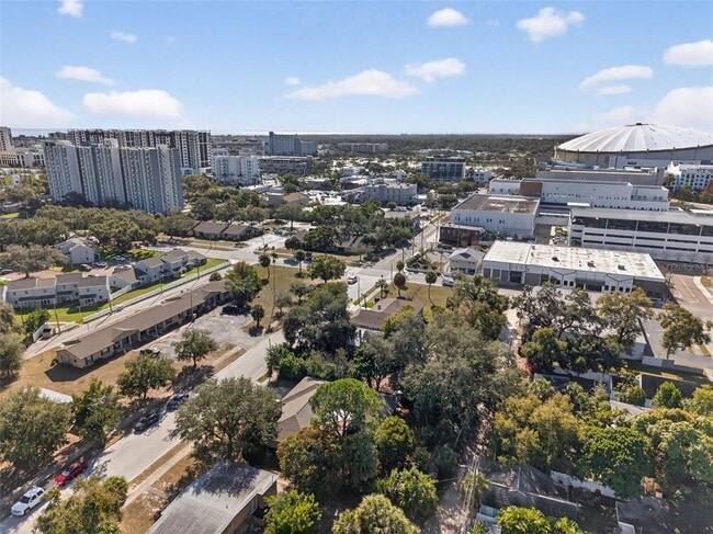 Building Photo - 260 13th St N