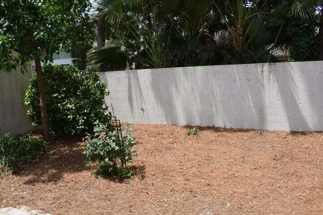 Building Photo - 319 L'Atrium Dr